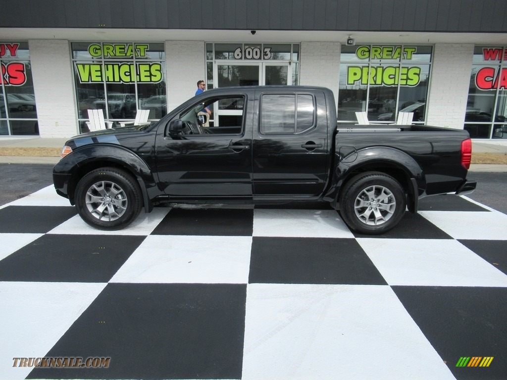 2021 Frontier SV Crew Cab 4x4 - Magnetic Black Pearl / Steel photo #1