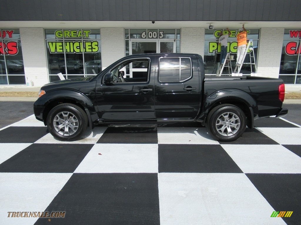2021 Frontier SV Crew Cab 4x4 - Magnetic Black Pearl / Steel photo #1