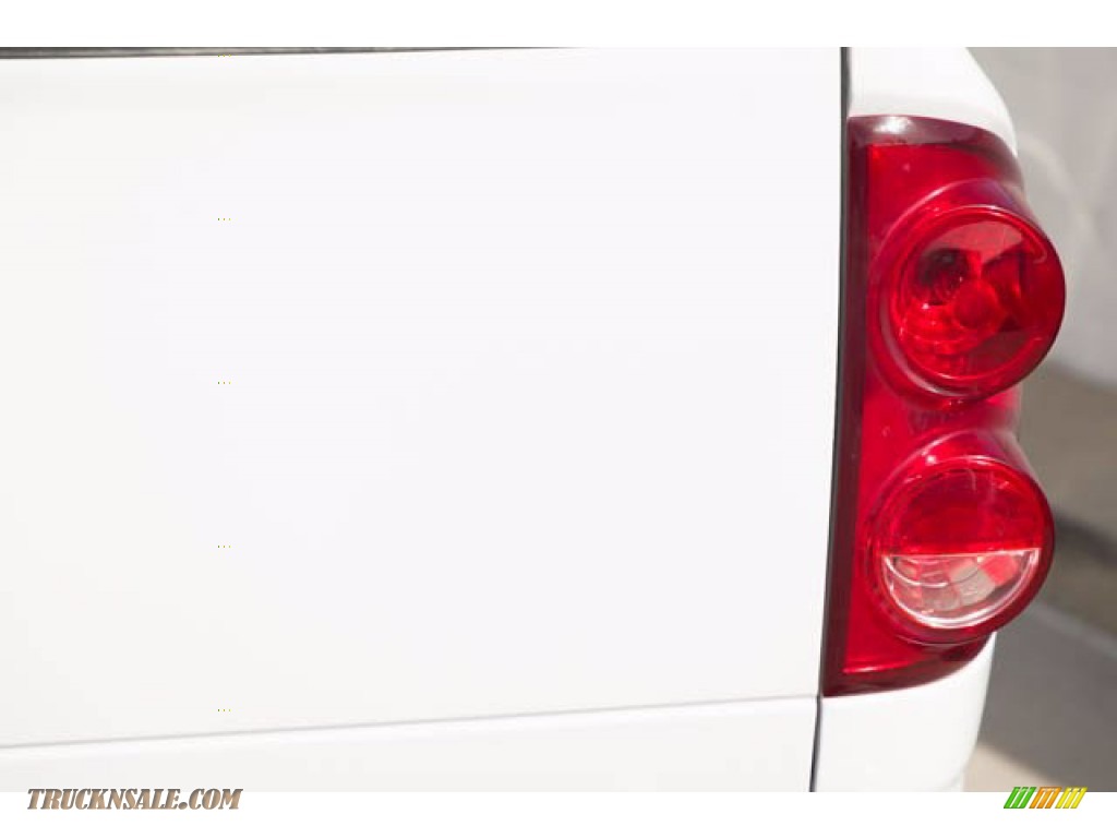 2008 Ram 1500 SLT Quad Cab - Bright White / Medium Slate Gray photo #12