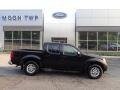 Nissan Frontier SV Crew Cab 4x4 Magnetic Black Pearl photo #1