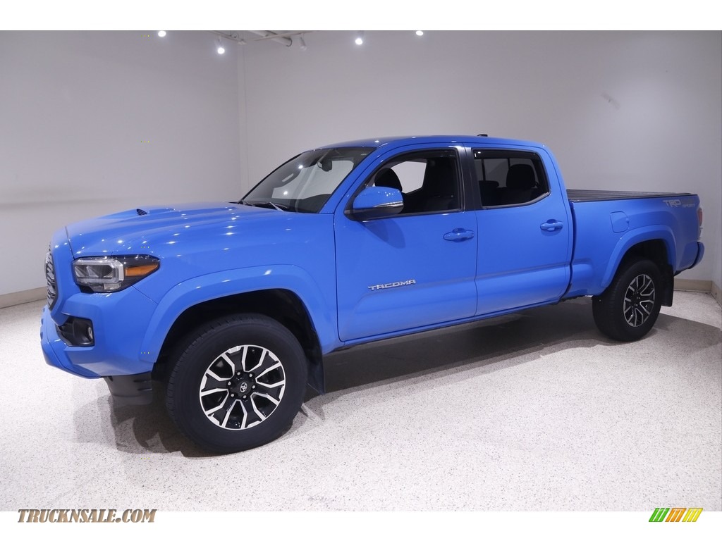 2020 Tacoma TRD Sport Double Cab 4x4 - Voodoo Blue / TRD Cement/Black photo #3