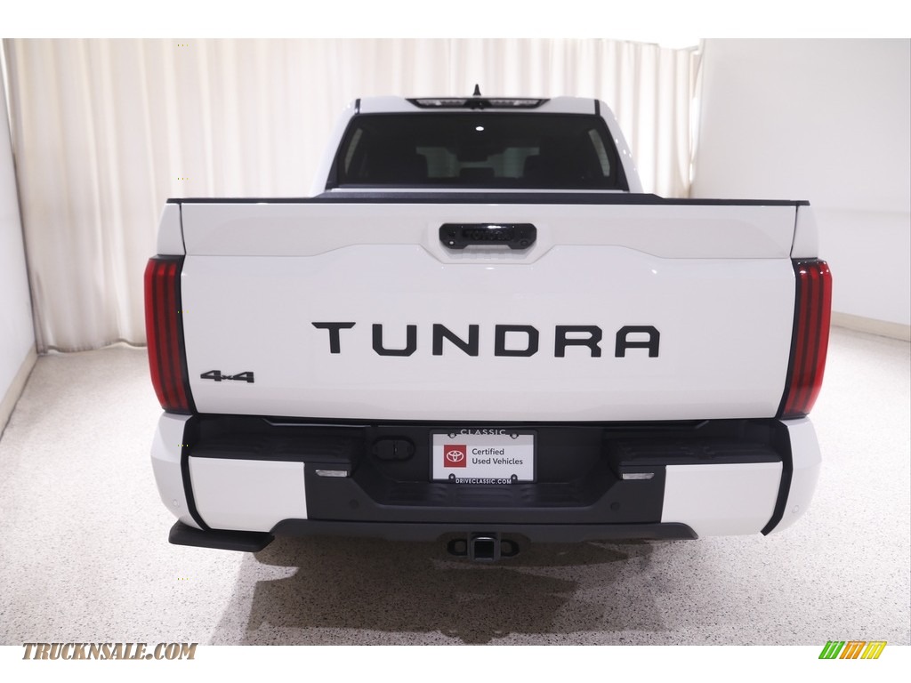 2022 Tundra SR5 Crew Cab 4x4 - White / Black photo #22