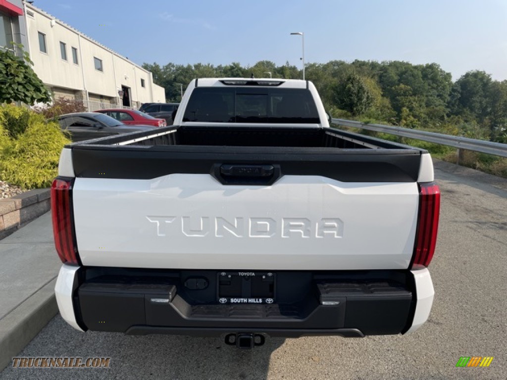 2022 Tundra SR Double Cab - White / Black photo #6