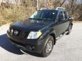 Nissan Frontier Pro-4X Crew Cab 4x4 Magnetic Black Pearl photo #2