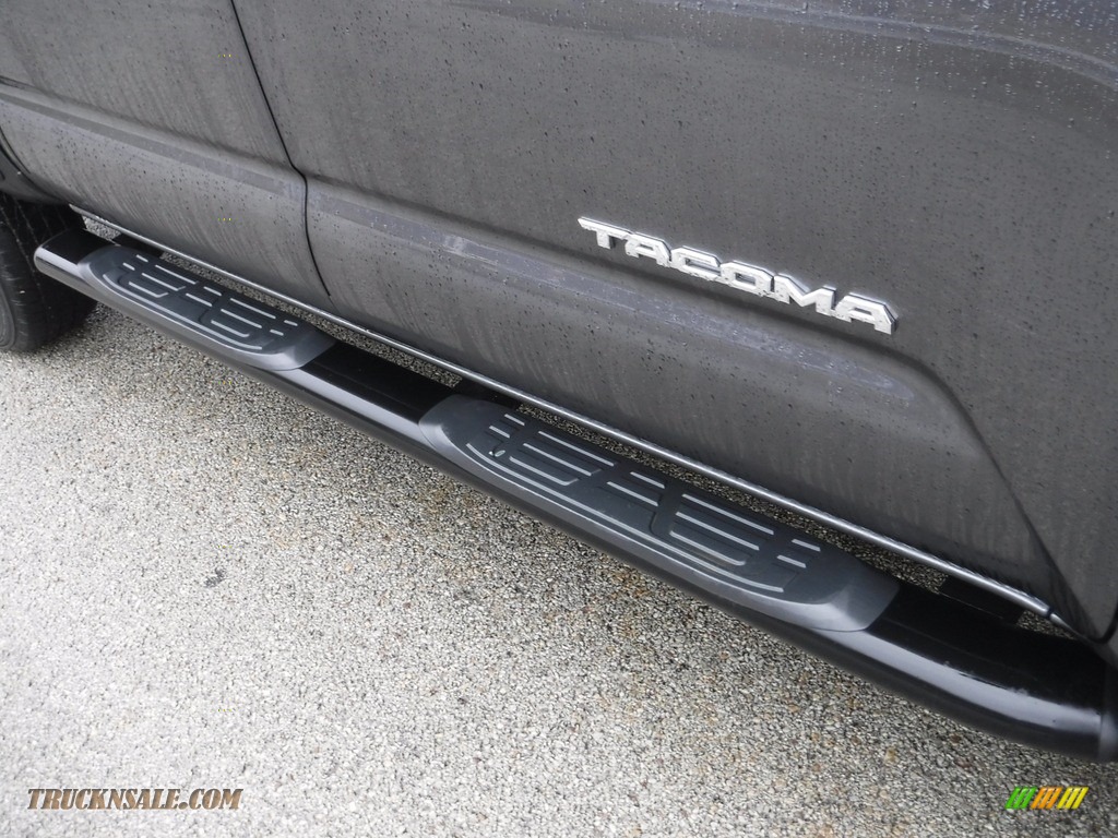 2020 Tacoma SR5 Double Cab 4x4 - Magnetic Gray Metallic / Cement photo #11