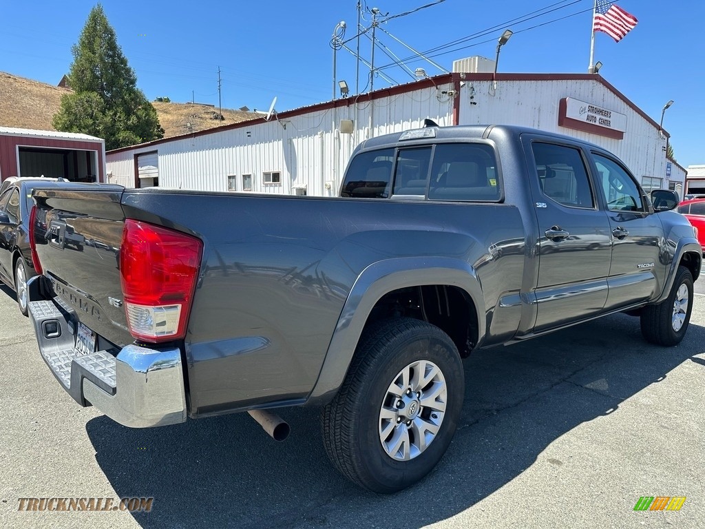 2017 Tacoma SR5 Double Cab - Magnetic Gray Metallic / Cement Gray photo #6