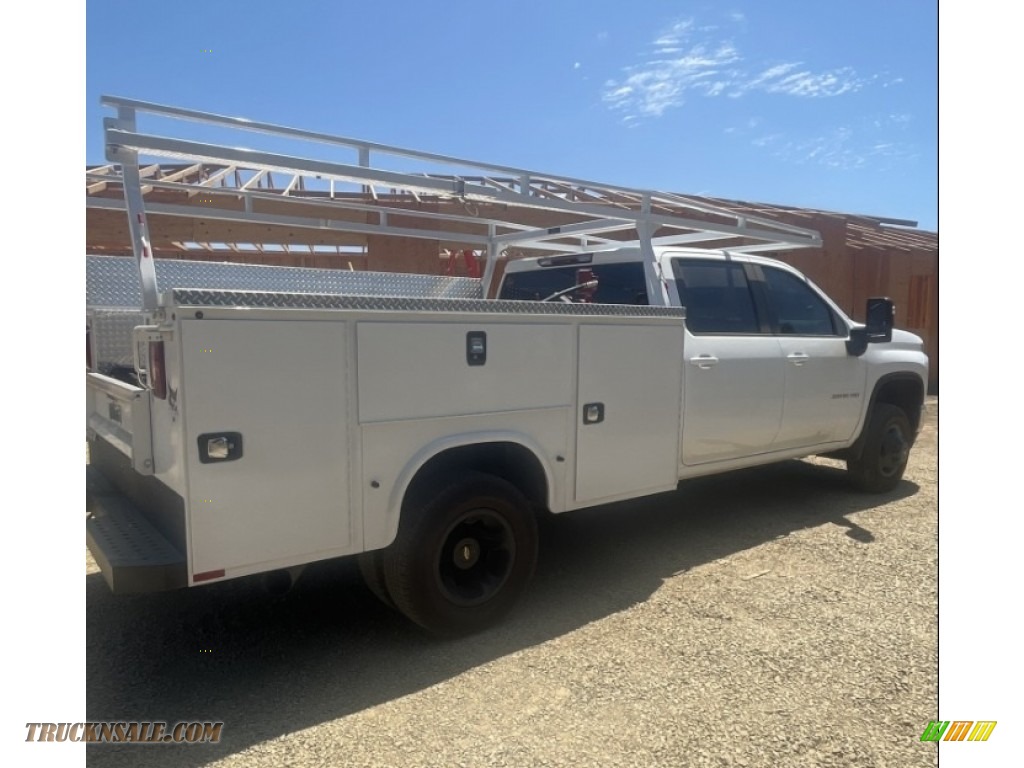 Summit White / Jet Black Chevrolet Silverado 3500HD Work Truck Crew Cab Chassis 4x4