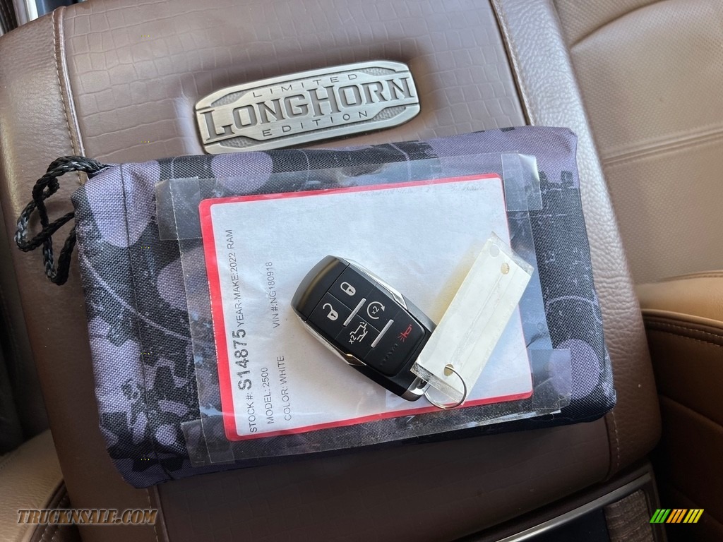 2022 2500 Limited Longhorn Crew Cab 4x4 - Pearl White / Mountain Brown/Light Mountain Brown photo #40
