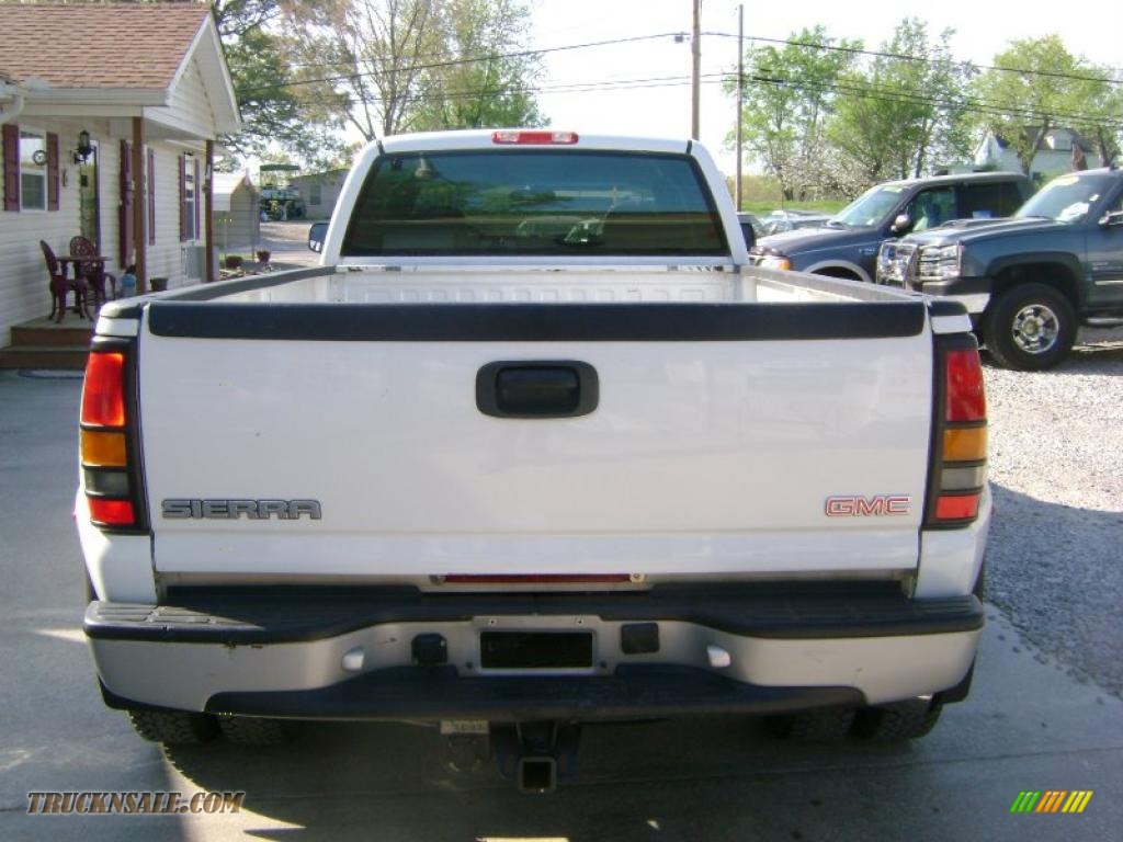 2003 GMC Sierra 3500 SLE Extended Cab 4x4 Dually in Summit White photo