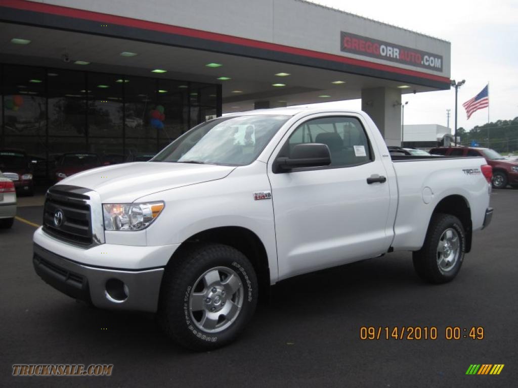 2011 Toyota Tundra TRD Regular Cab 4x4 in Super White 004431 Truck