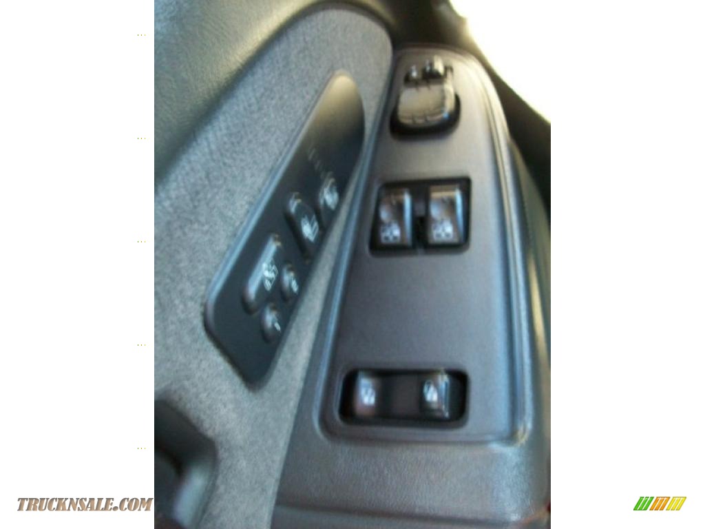 2003 Silverado 1500 Z71 Extended Cab 4x4 - Black / Dark Charcoal photo #11