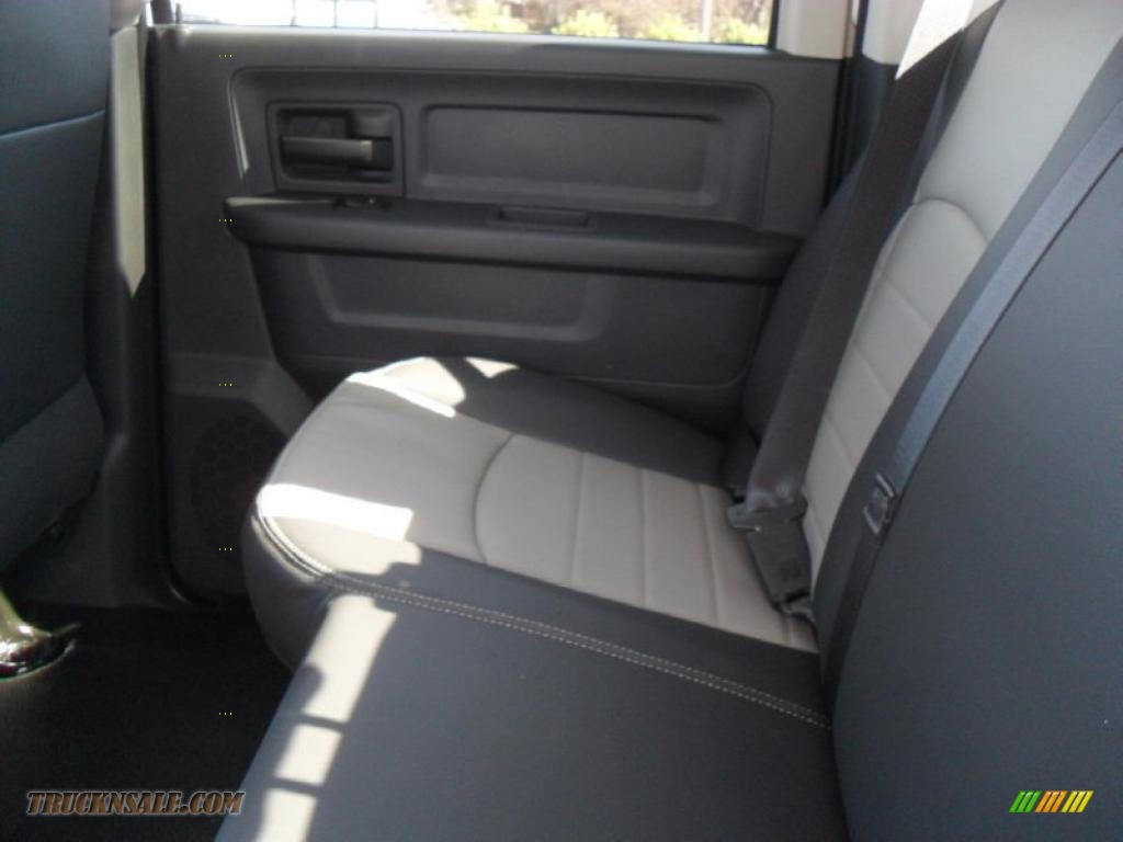 2011 Ram 4500 HD SLT Crew Cab 4x4 Chassis - Bright White / Dark Slate/Medium Graystone photo #16