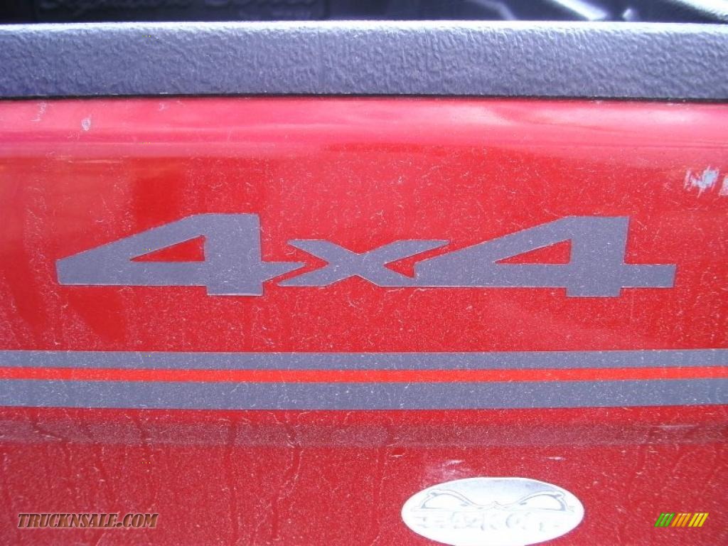 1994 Dakota SLT Extended Cab 4x4 - Poppy Red / Red photo #4