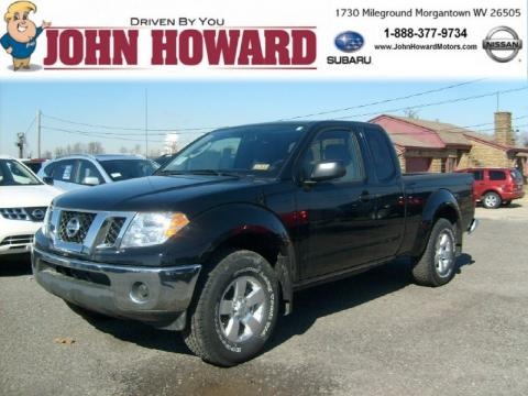 Super Black 2011 Nissan Frontier SV King Cab 4x4. Super Black Graphite