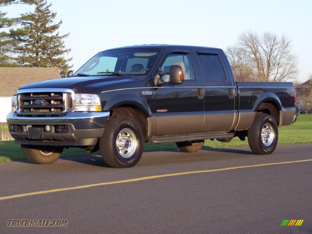 2004 Ford F250 Super Duty Lariat Crew Cab 4x4 in Dark Green Satin