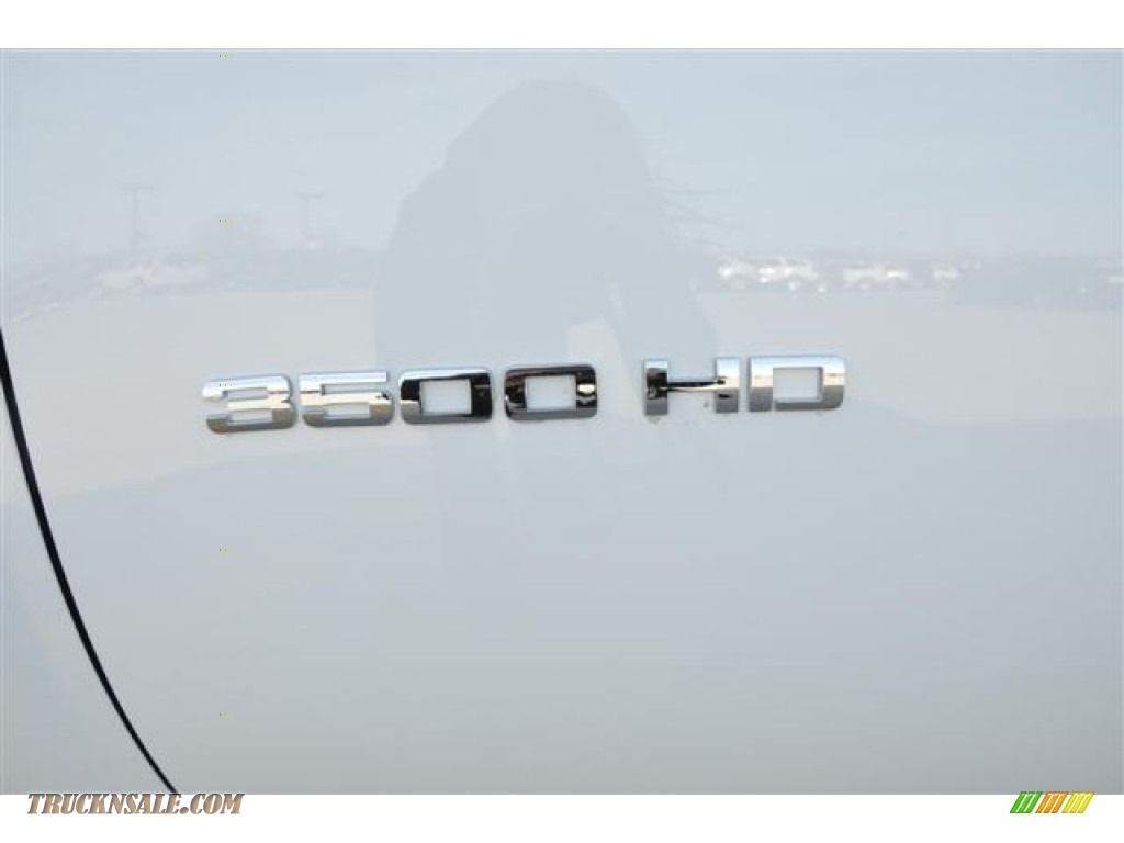 2012 Silverado 3500HD LT Regular Cab 4x4 Dually - Summit White / Dark Titanium/Light Titanium photo #16