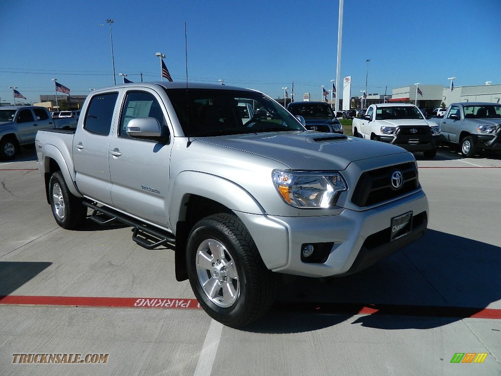 2012 Toyota V6 TRD Sport Double Cab 4x4 in Silver Streak Mica