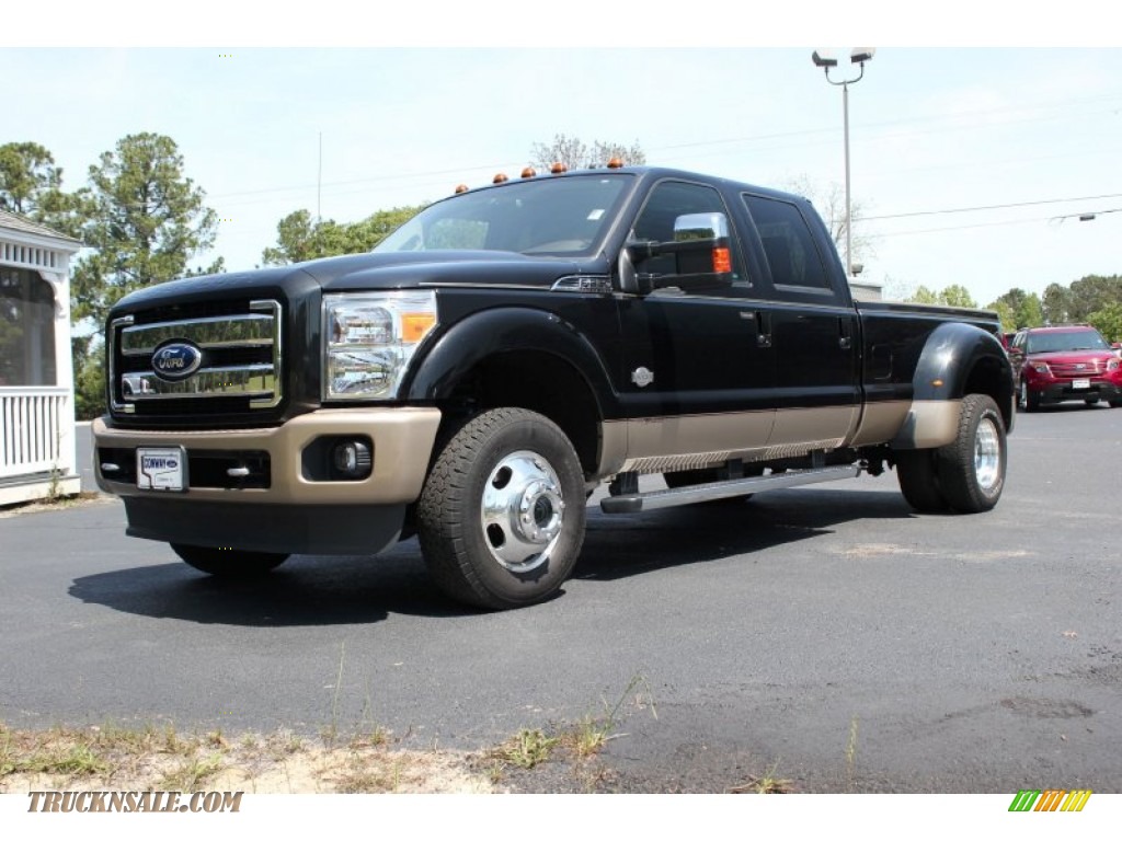 2011 Ford F350 Super Duty King Ranch Crew Cab 4x4 Dually in Tuxedo