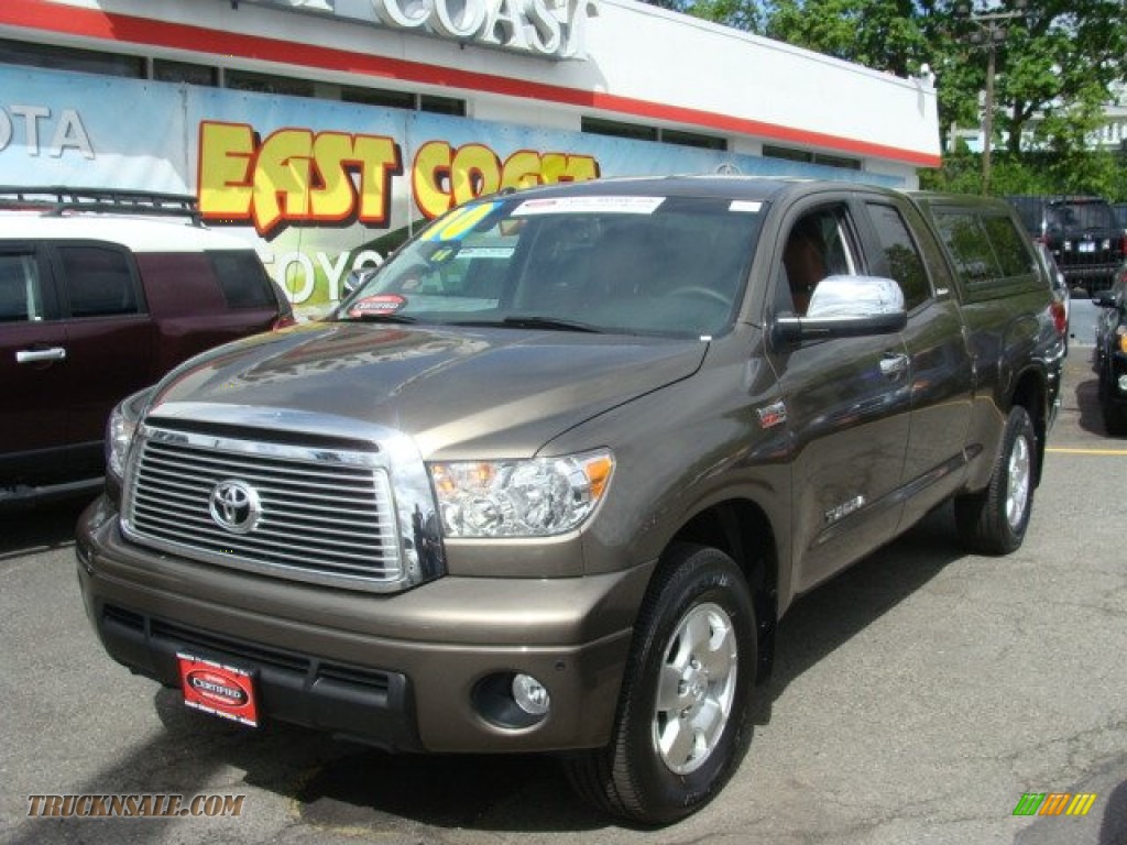 2010 Toyota Tundra Limited Double Cab 4x4 in Pyrite Brown Mica photo #3
