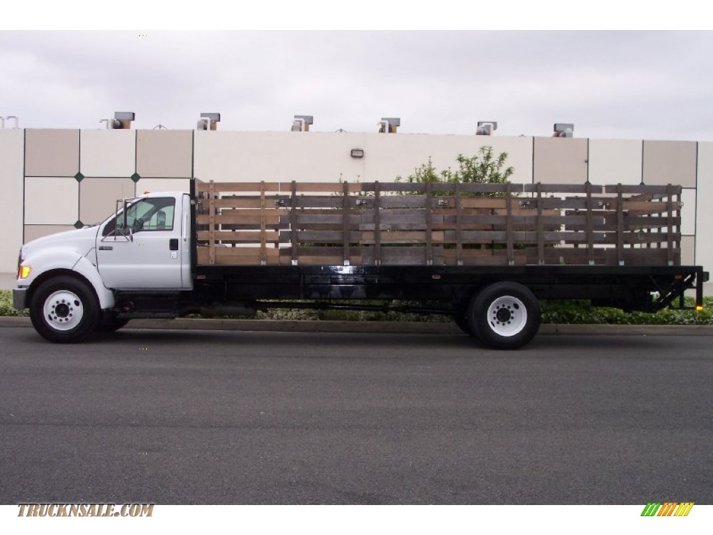 Carmenita Truck Center >> 2006 Ford F650 Super Duty XLT Regular Cab Stake Truck in Oxford White - 259027 | Truck N' Sale Carmenita Truck Center >> 2006 Ford F650 Super Duty XLT Regular Cab Stake Truck in Oxford White - 259027 | Truck N' Sale