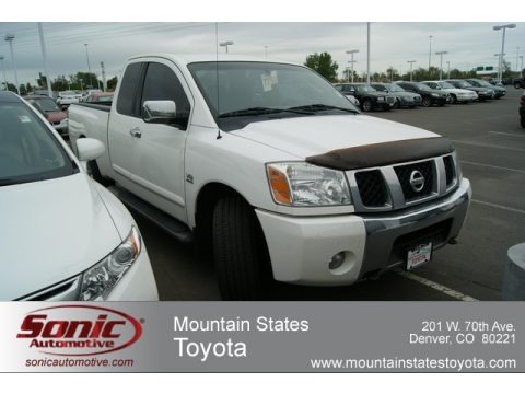 White 2004 Nissan Titan LE King Cab 4x4