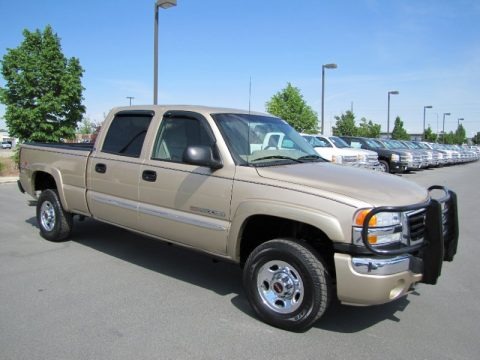 Sand Beige Metallic 2005 GMC Sierra 2500HD SLE Crew Cab 4x4 Sand Beige Metallic 2005 GMC Sierra 2500HD SLE Crew Cab 4x4