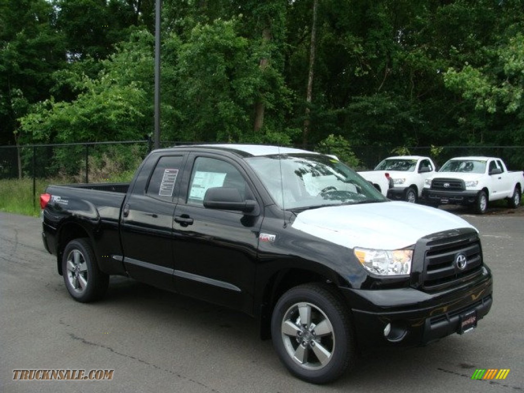 2012 Toyota Tundra TRD Sport Double Cab in Black photo #2 - 128149