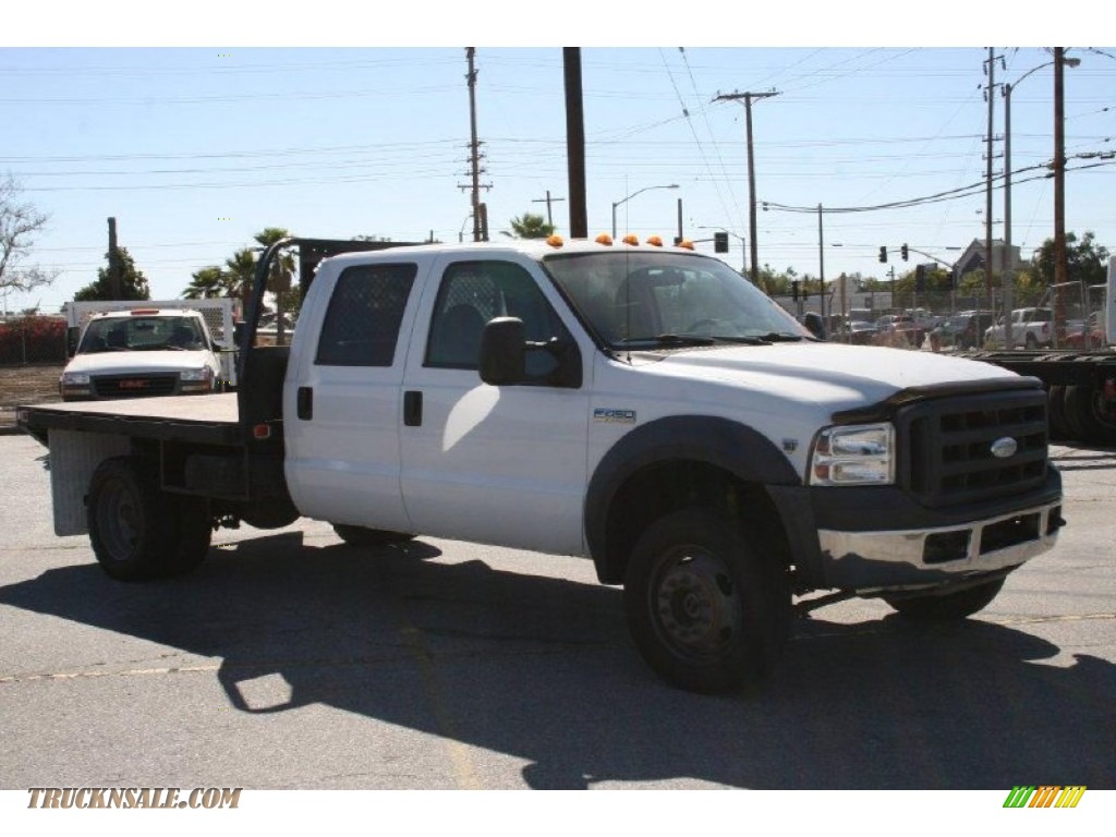 F450 Flatbed Crew Cab 4x4