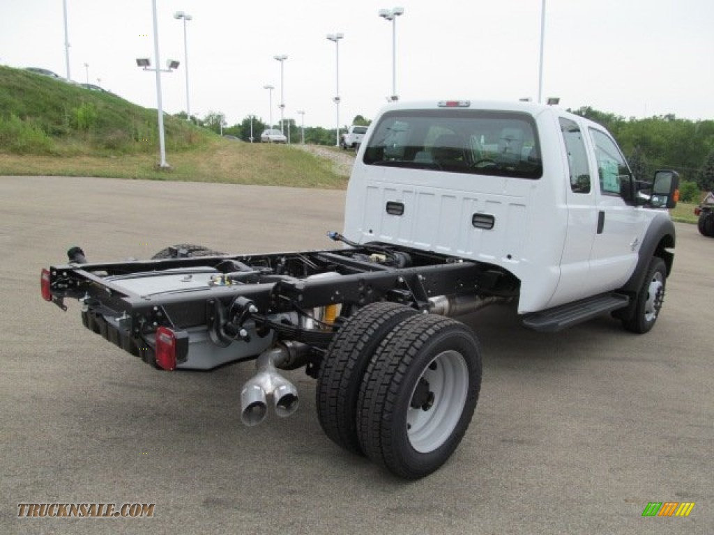 2012 F450 Super Duty XL Regular Cab Chassis 4x4 - Oxford White / Steel photo #14