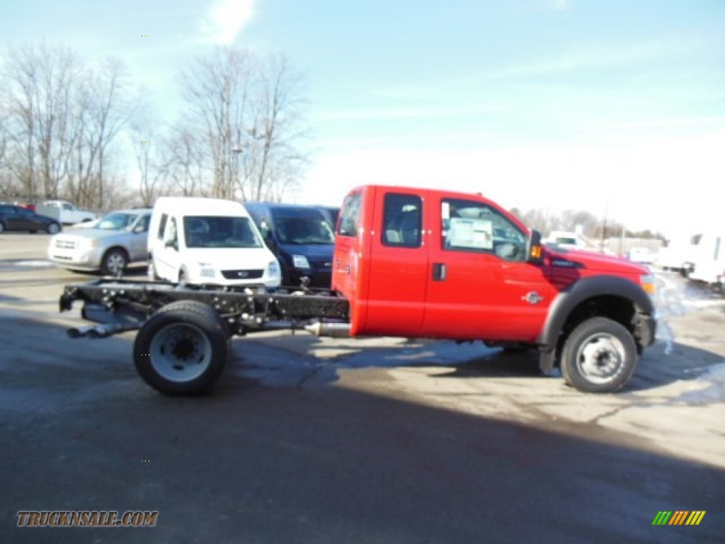 2013 Ford F550 Super Duty XL SuperCab 4x4 Chassis in Vermillion Red photo 5 A42771 Truck N