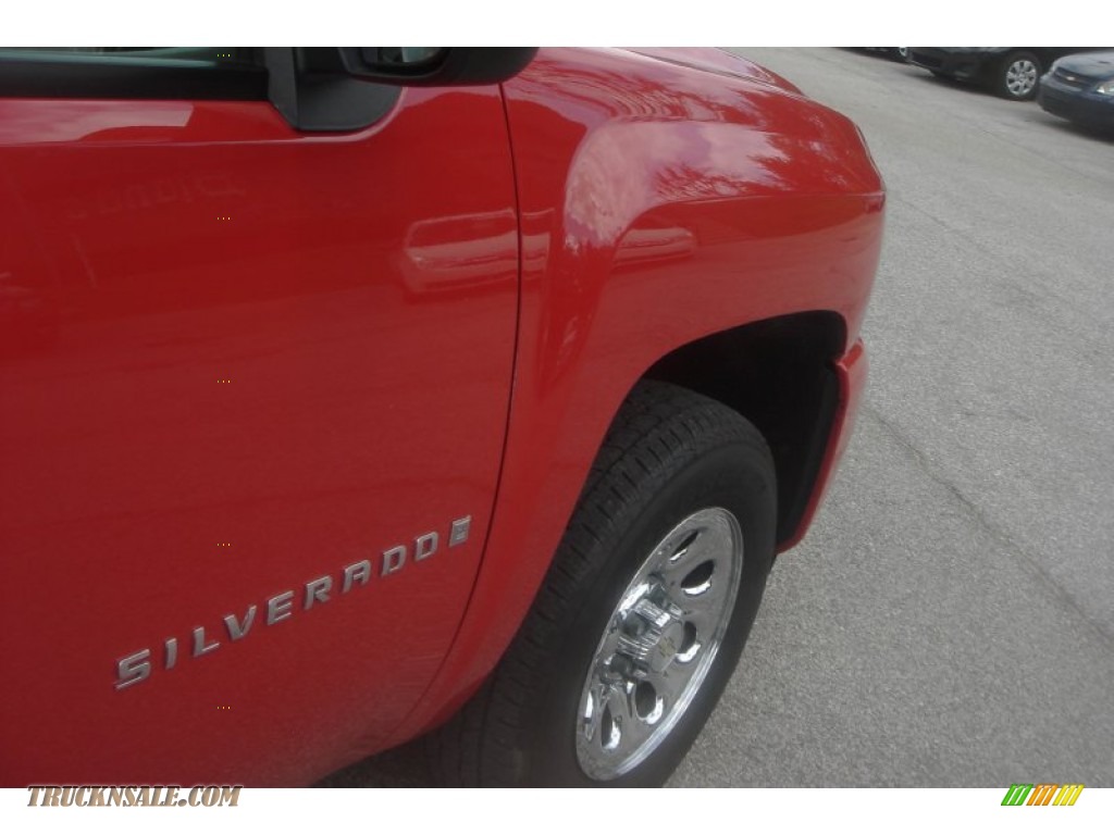 2008 Silverado 1500 LS Regular Cab - Victory Red / Dark Titanium photo #15