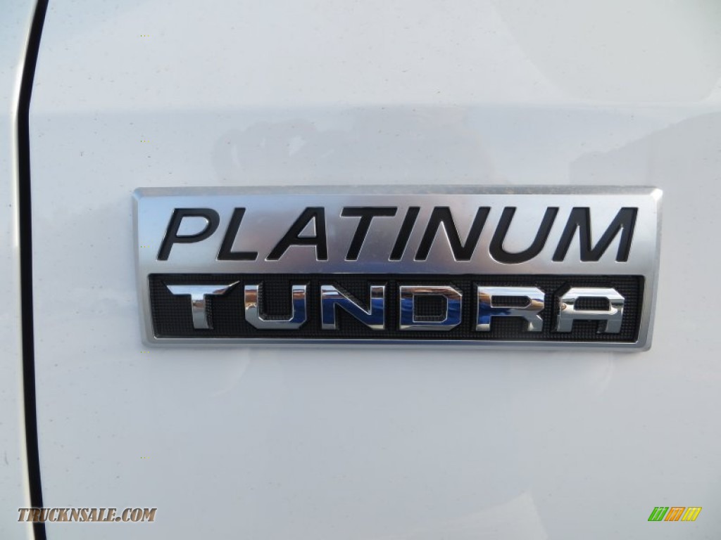 2014 Tundra Platinum Crewmax 4x4 - Super White / Black photo #14