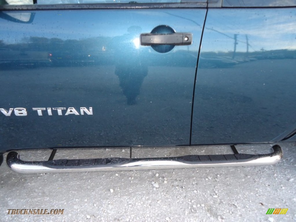 2006 Titan SE King Cab 4x4 - Deep Water Blue / Steel Gray photo #18