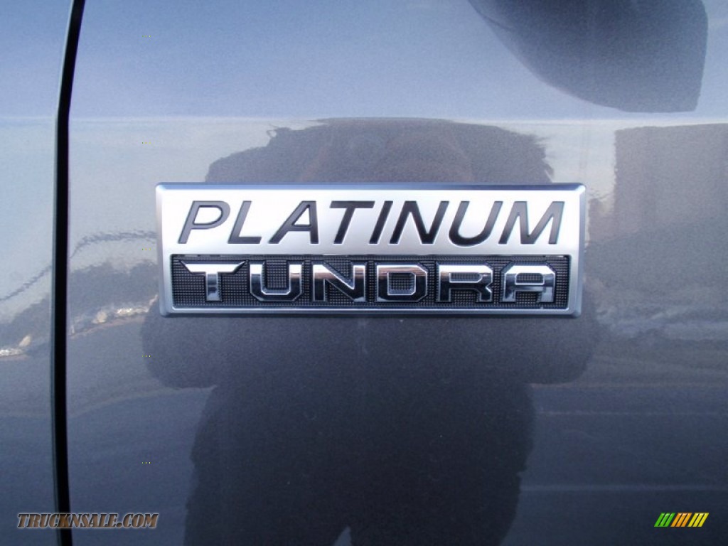 2014 Tundra Platinum Crewmax 4x4 - Magnetic Gray Metallic / Black photo #13