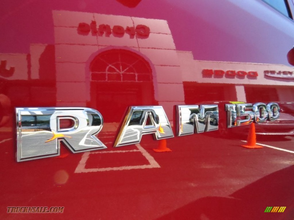 2012 Ram 1500 ST Quad Cab - Flame Red / Dark Slate Gray/Medium Graystone photo #10