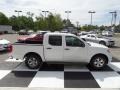 Nissan Frontier SV Crew Cab Avalanche White photo #3