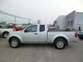 Nissan Frontier SV King Cab 4x4 Brilliant Silver photo #4