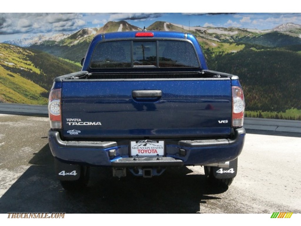 2014 Tacoma V6 SR5 Double Cab 4x4 - Blue Ribbon Metallic / Graphite photo #4