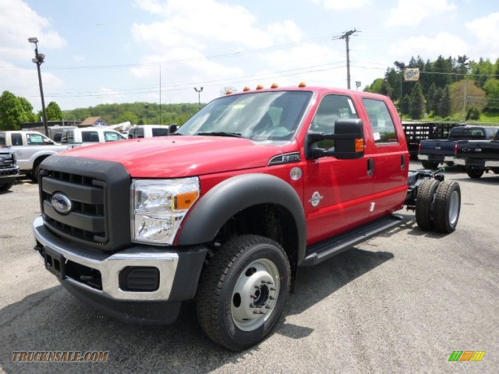 2015 F550 Super Duty XL Crew Cab 4x4 Chassis - Vermillion Red / Steel photo #4