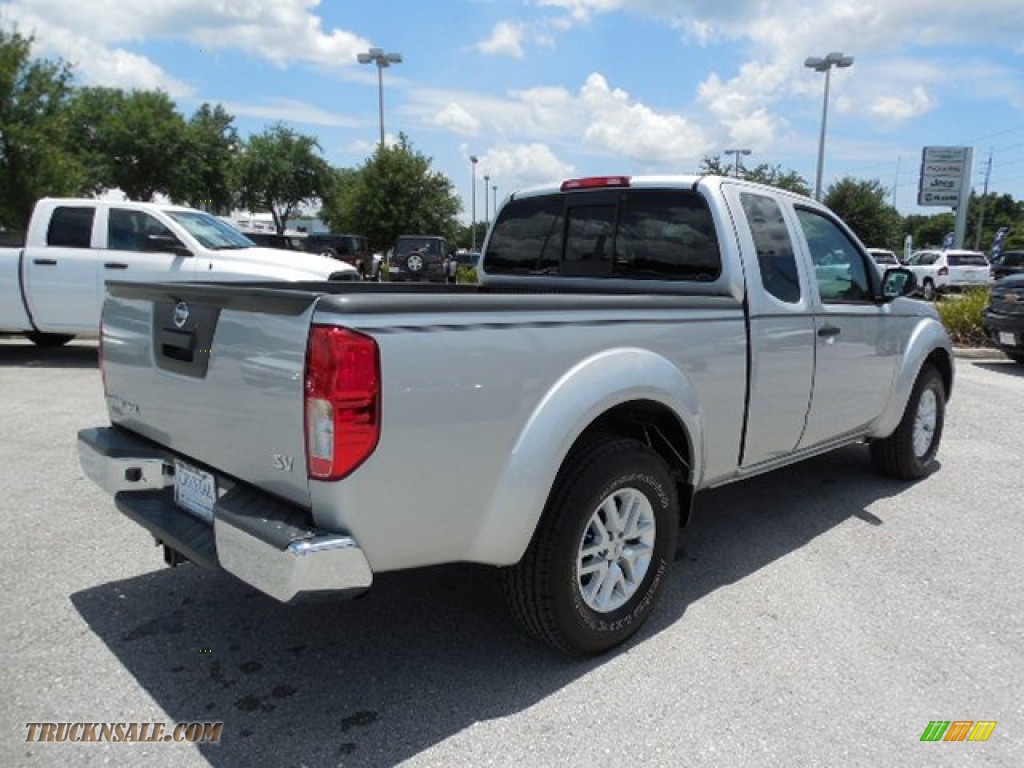 2014 Frontier SV King Cab - Brilliant Silver / Steel photo #8