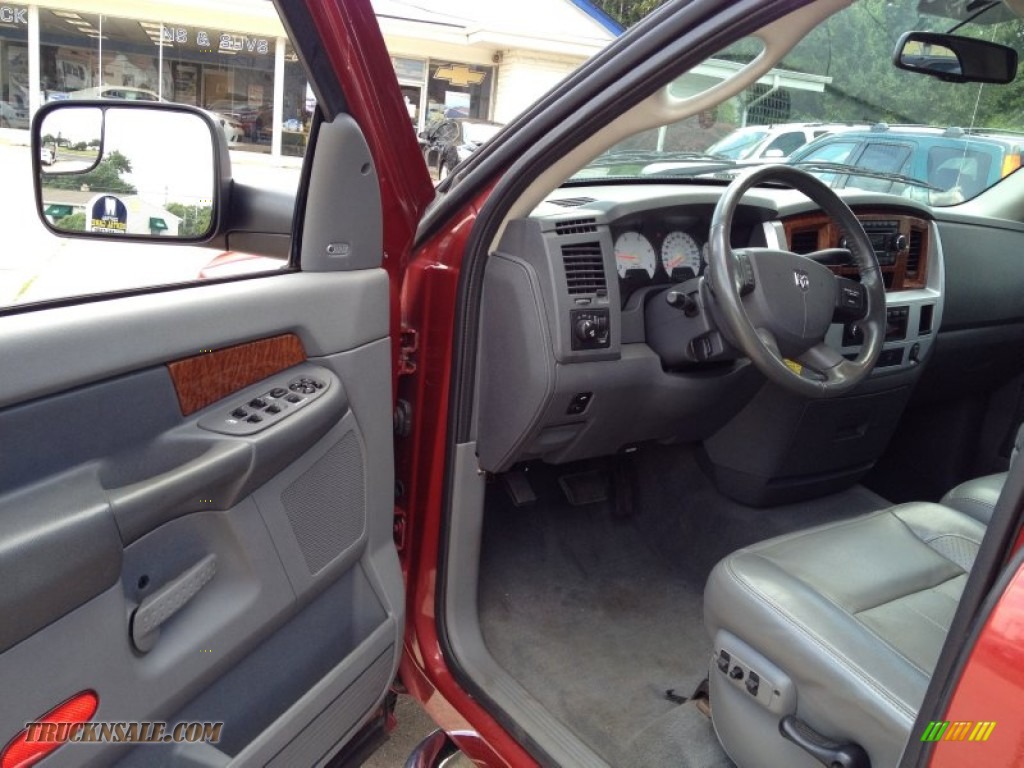 2006 Ram 2500 Laramie Quad Cab 4x4 - Inferno Red Crystal Pearl / Medium Slate Gray photo #12