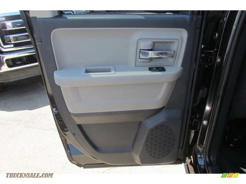 2011 Ram 1500 SLT Quad Cab 4x4 - Brilliant Black Crystal Pearl / Dark Slate Gray/Medium Graystone photo #48