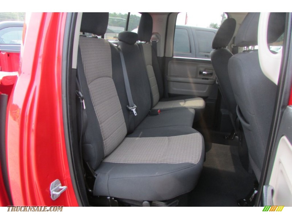 2011 Ram 1500 SLT Quad Cab 4x4 - Flame Red / Dark Slate Gray/Medium Graystone photo #51