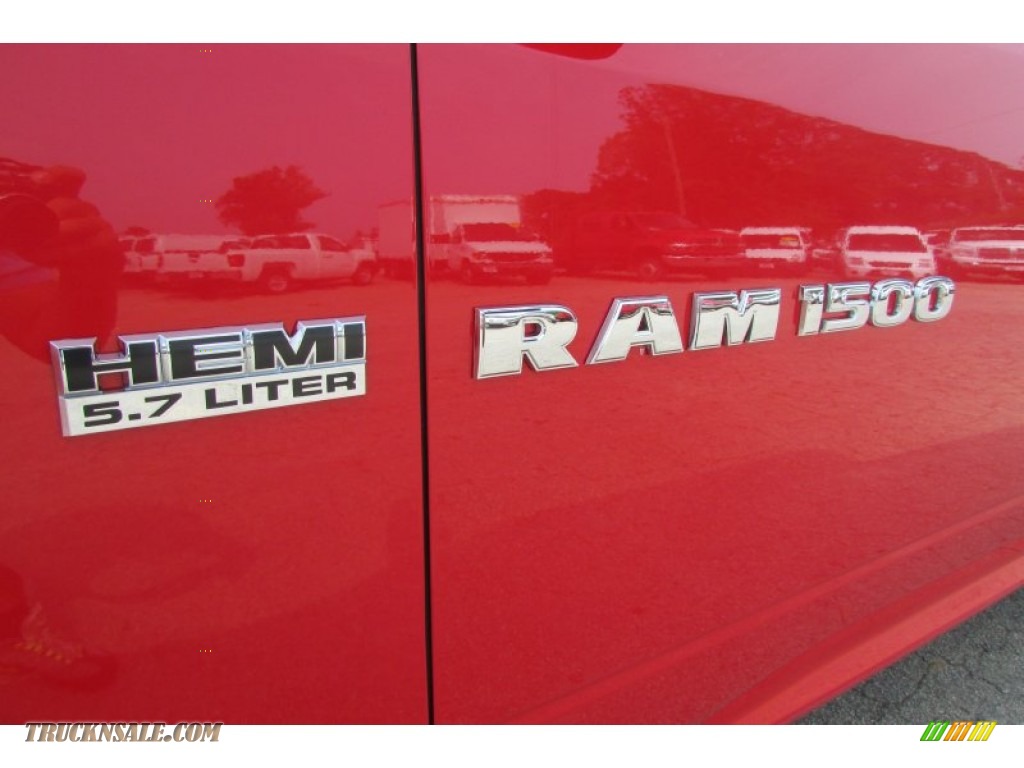 2011 Ram 1500 SLT Quad Cab 4x4 - Flame Red / Dark Slate Gray/Medium Graystone photo #65