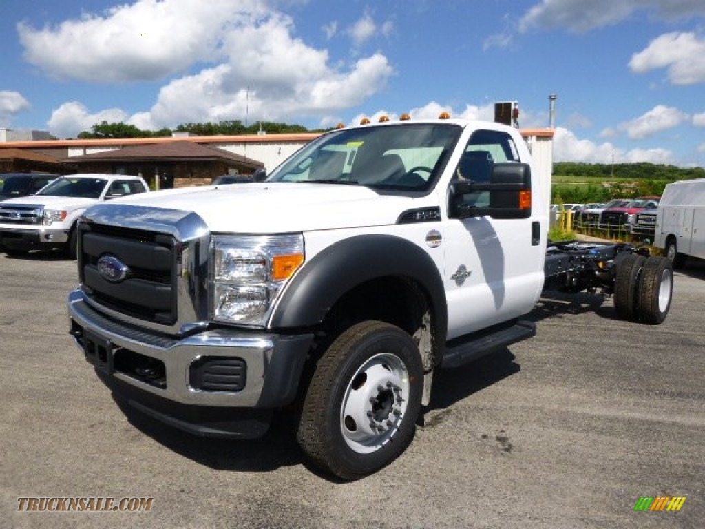 2015 F450 Super Duty XL Regular Cab Chassis - Oxford White / Steel photo #4