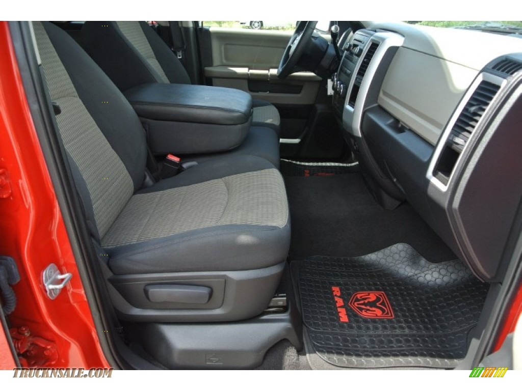 2012 Ram 1500 SLT Quad Cab 4x4 - Flame Red / Dark Slate Gray/Medium Graystone photo #21