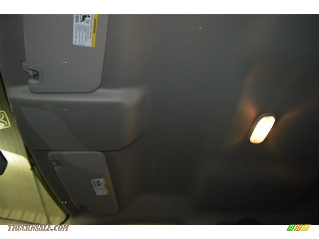 2012 Ram 1500 ST Crew Cab 4x4 - Flame Red / Dark Slate Gray/Medium Graystone photo #15