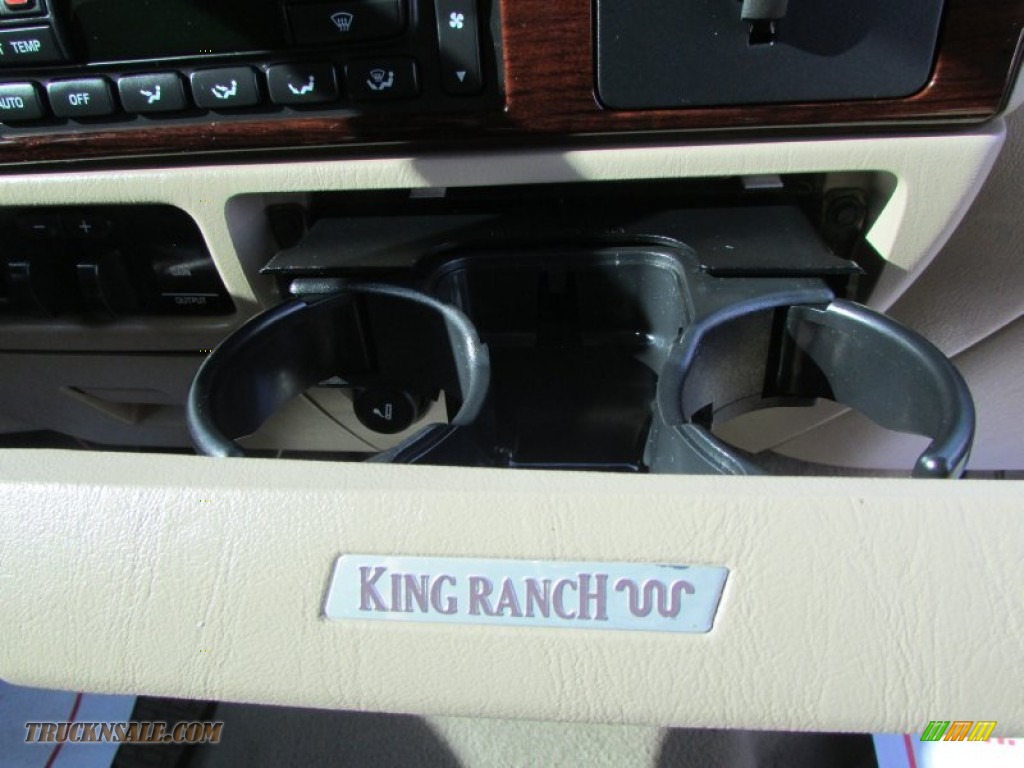 2005 F350 Super Duty King Ranch Crew Cab 4x4 - Oxford White / Castano Leather photo #27
