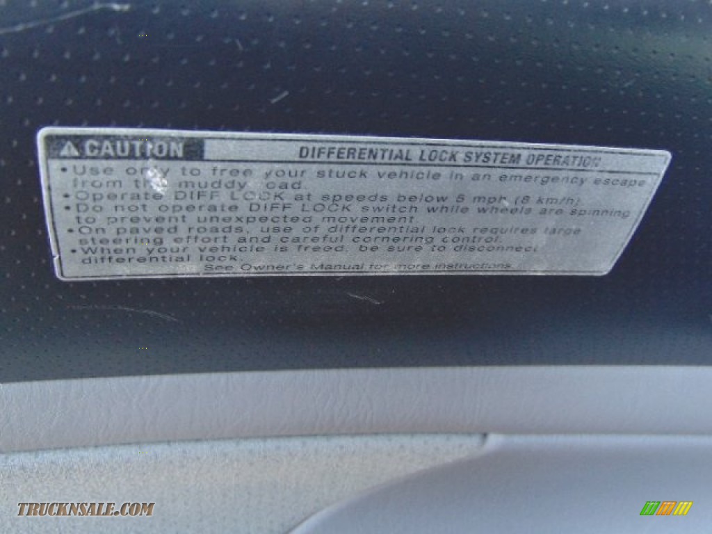 2011 Tacoma V6 TRD Access Cab 4x4 - Magnetic Gray Metallic / Graphite Gray photo #15