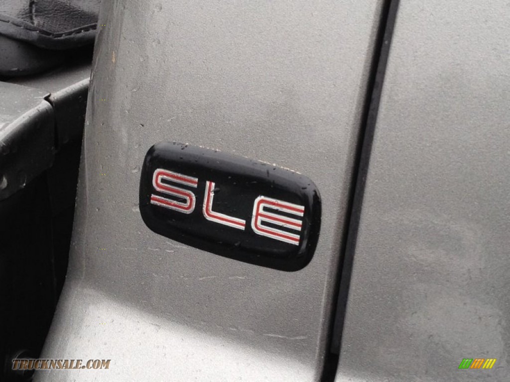 2006 Sierra 2500HD SLE Extended Cab 4x4 - Steel Gray Metallic / Dark Pewter photo #9